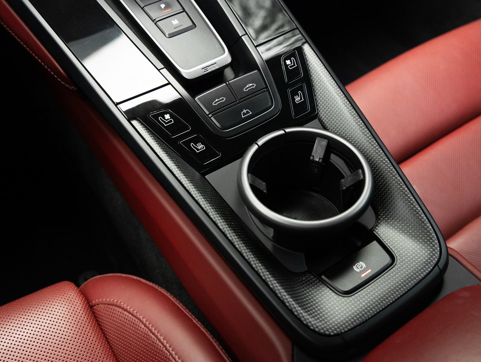 Certified 2022 Porsche 911 Carrera 4 GTS AWD/4WD image 32