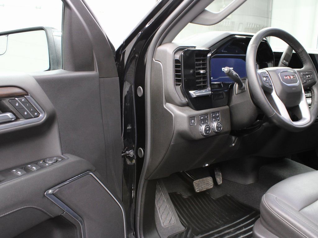 Used 2024 GMC Sierra 1500 SLT w/ X31 Off-Road Package image 45