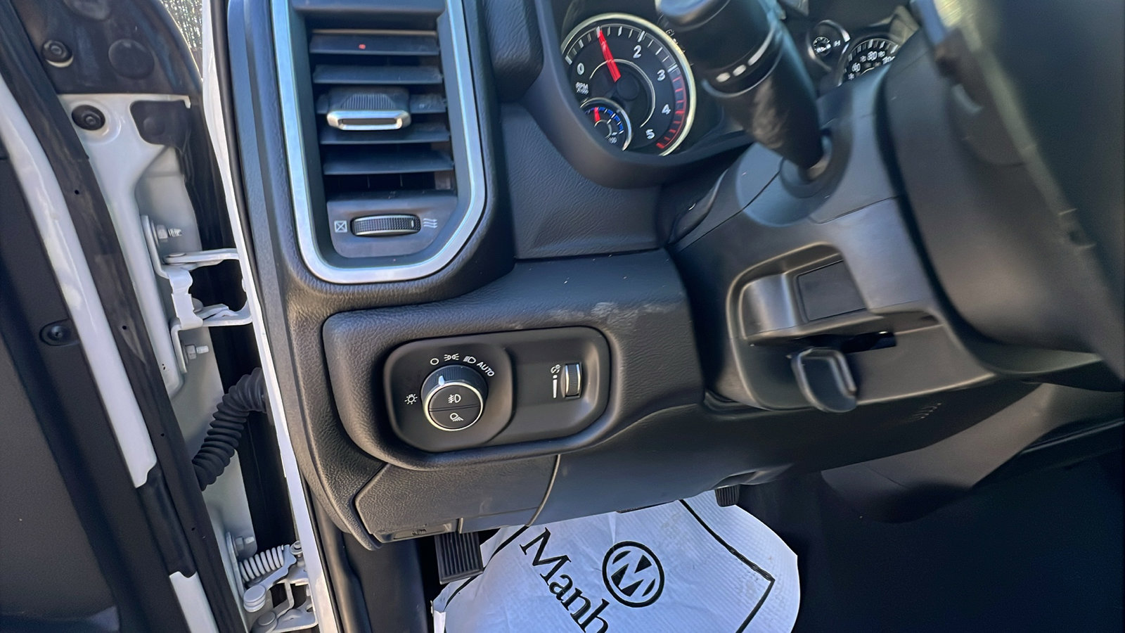 Used 2024 RAM 2500 Big Horn image 25