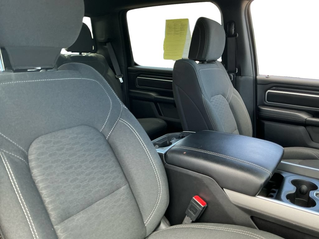 Used 2025 RAM 1500 Big Horn AWD/4WD image 17