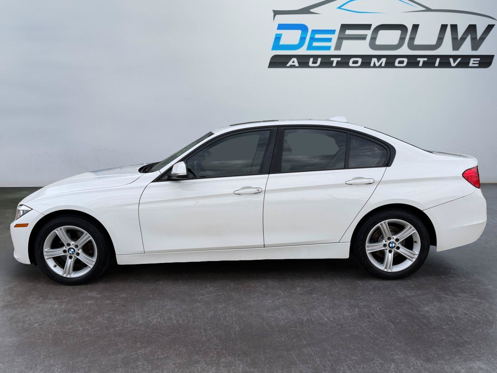 Used 2015 BMW 328i xDrive Sedan AWD/4WD image 10