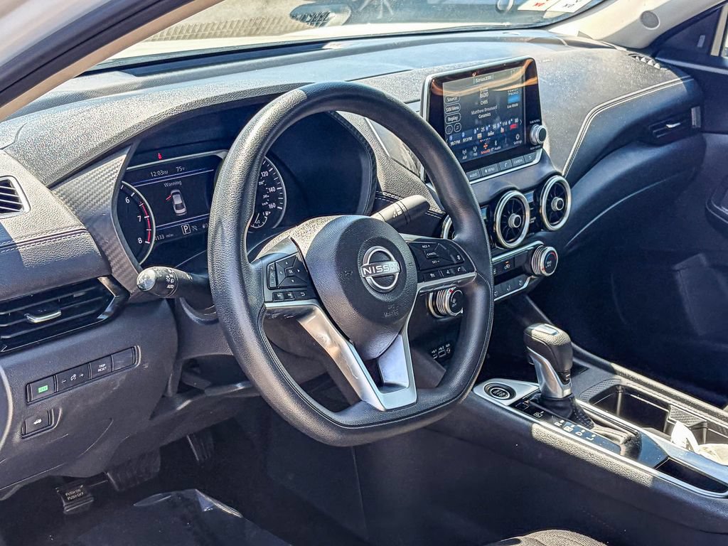 Used 2024 Nissan Sentra SV FWD image 8