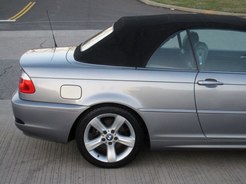 Used 2004 BMW 325Ci Convertible RWD image 11
