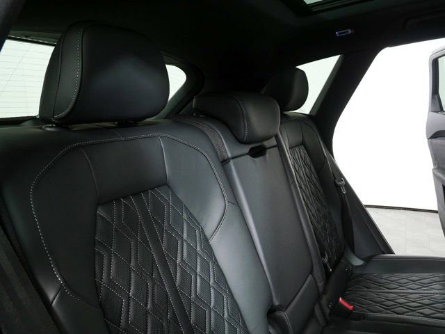 New 2026 Audi SQ5 Premium Plus image 24