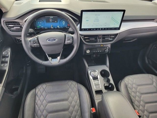 Used 2024 Ford Escape SE w/ PHEV Premium Package image 12