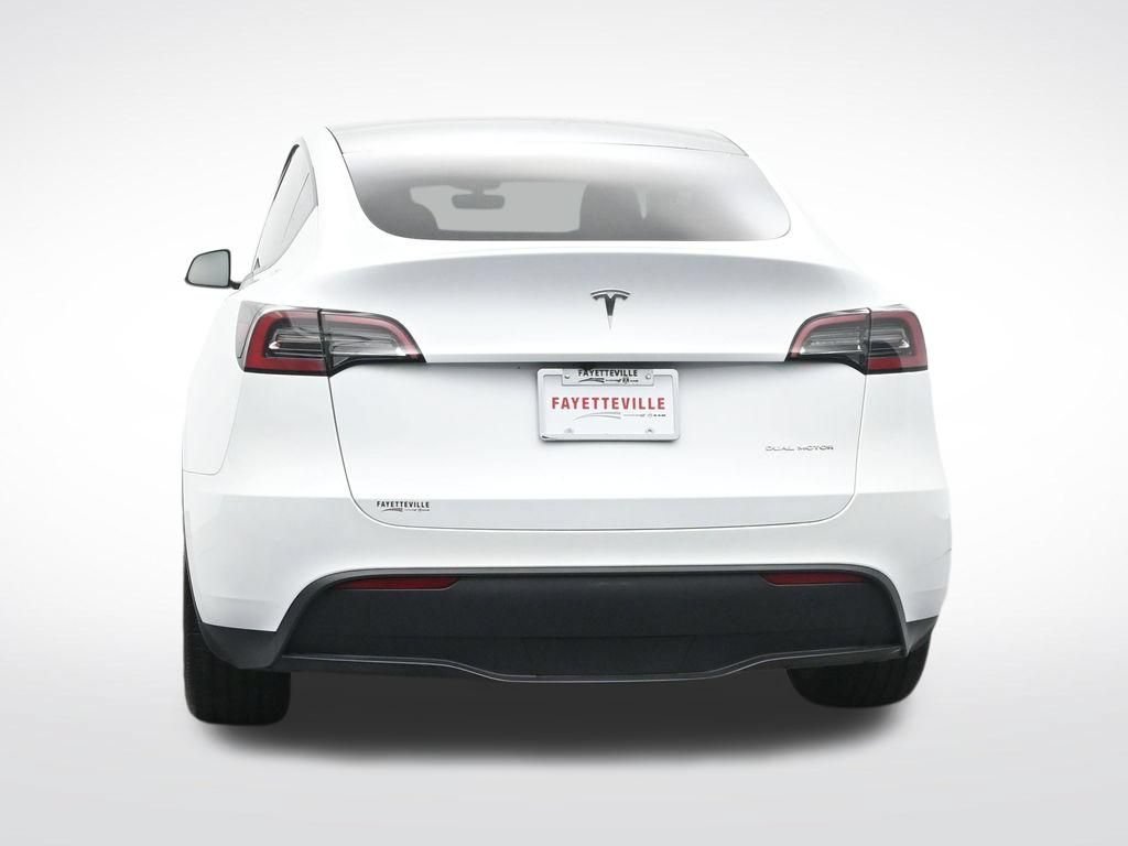 Used 2023 Tesla Model Y Long Range AWD/4WD image 8