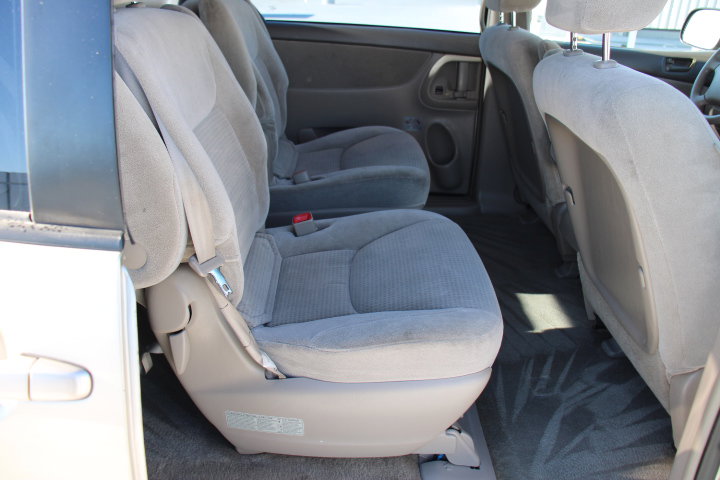 Used 2008 Toyota Sienna CE image 15