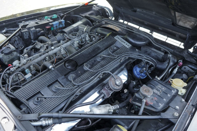 Used 1994 Jaguar XJS 4.0 Convertible image 29