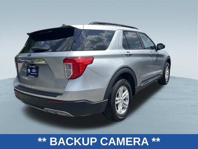 Used 2023 Ford Explorer XLT w/ Equipment Group 202A AWD/4WD image 3