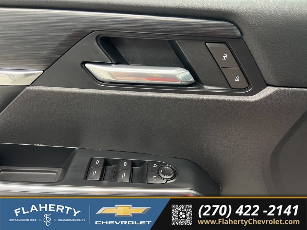 Used 2025 GMC Acadia Elevation AWD/4WD image 22