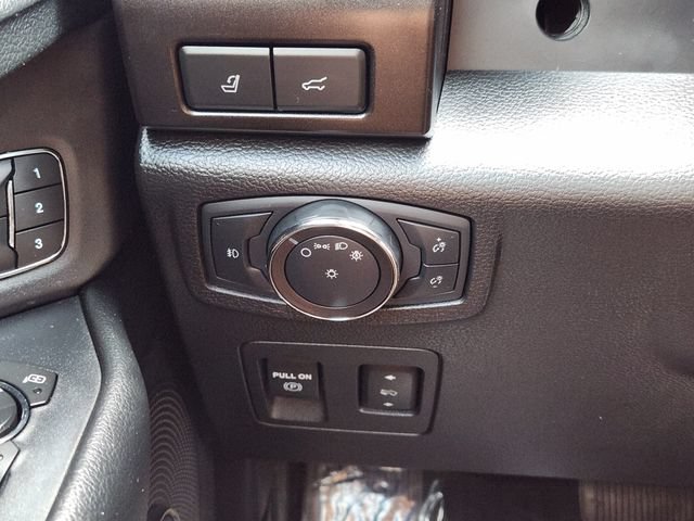 Used 2018 Ford Expedition Limited w/ Equipment Group 301A AWD/4WD image 24