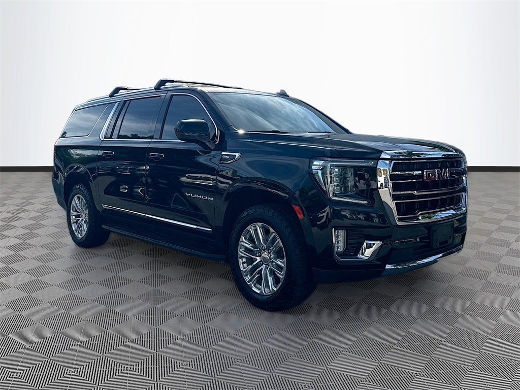 Used 2022 GMC Yukon XL SLT image 4