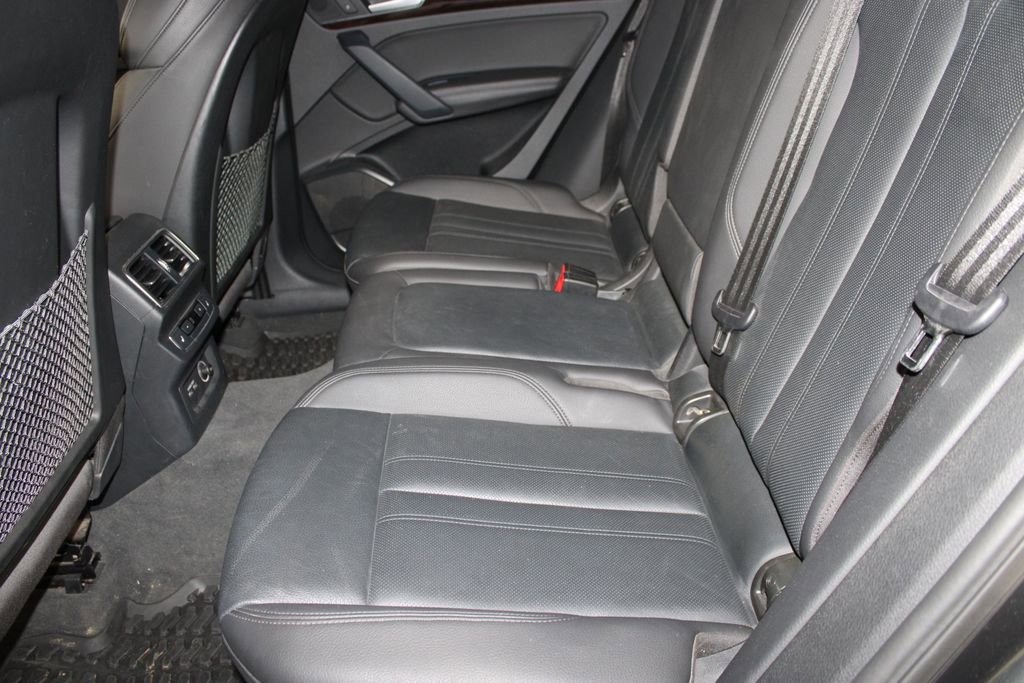 Used 2019 Audi Q5 2.0T Premium Plus w/ Premium Plus Package AWD/4WD image 18