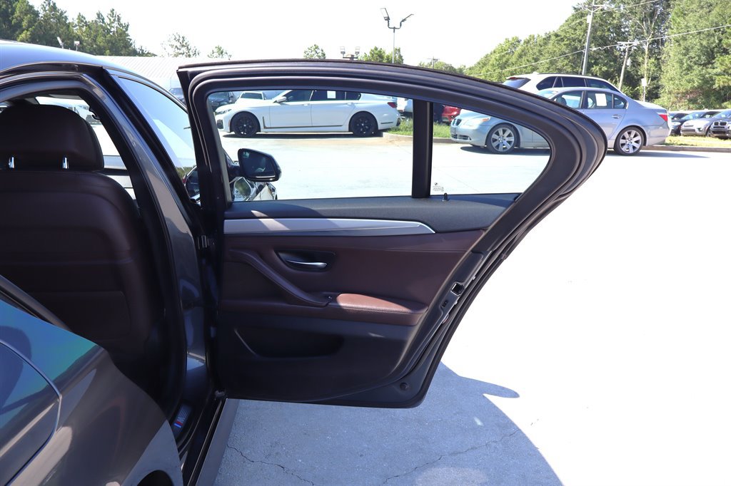 Used 2016 BMW 535i Sedan RWD image 38
