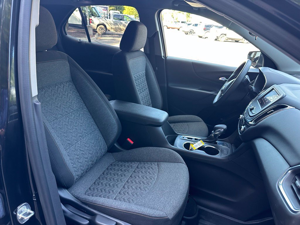 Used 2024 Chevrolet Equinox LT w/ LPO, Floor Liner Package AWD/4WD image 30