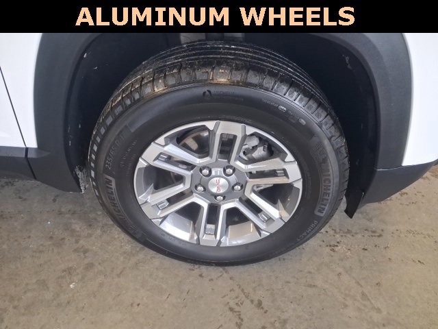 Used 2025 GMC Terrain Elevation image 32