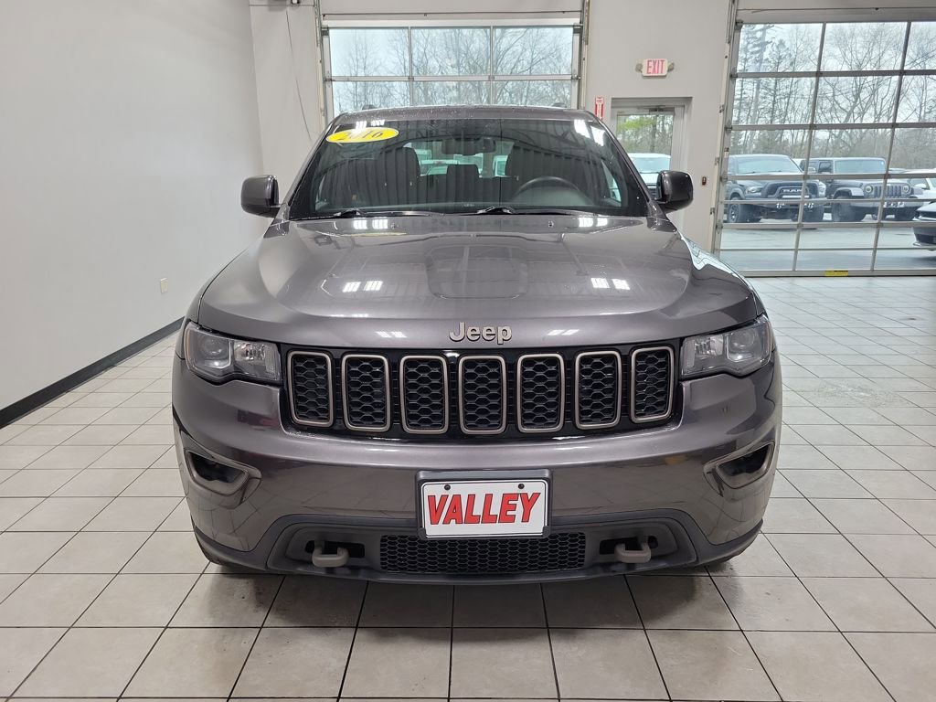 Used 2016 Jeep Grand Cherokee Laredo 75th Anniversary AWD/4WD image 6