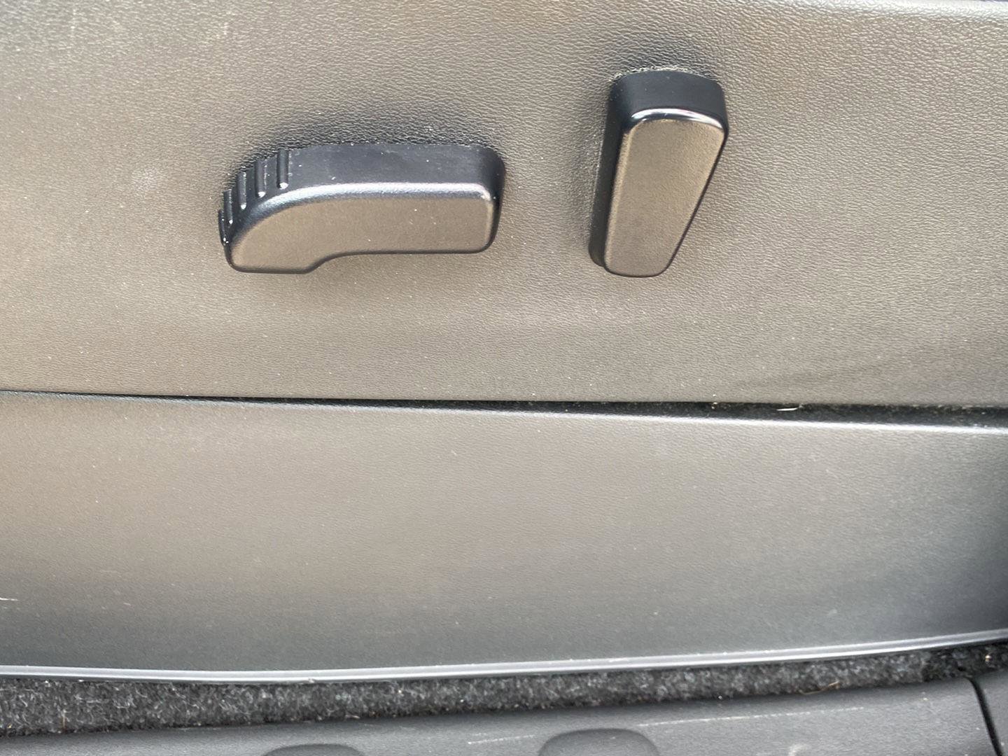 Certified 2022 Nissan Frontier SV AWD/4WD image 19