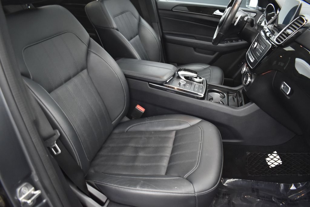 Used 2019 Mercedes-Benz GLS 450 4MATIC image 34