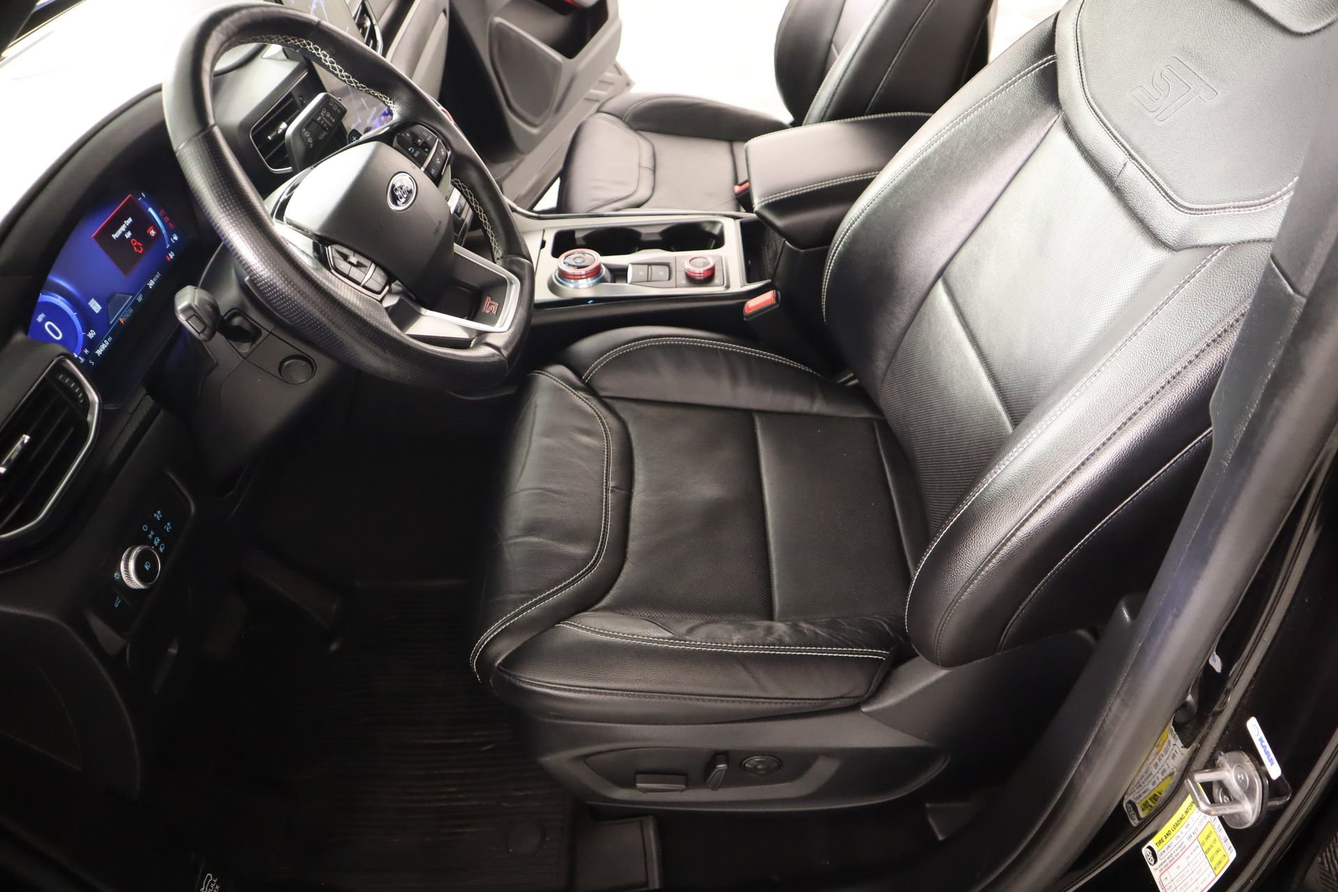 Used 2021 Ford Explorer ST w/ Equipment Group 401A image 12