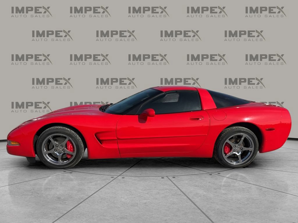 Used 1998 Chevrolet Corvette Coupe w/ Roof Pkg image 2