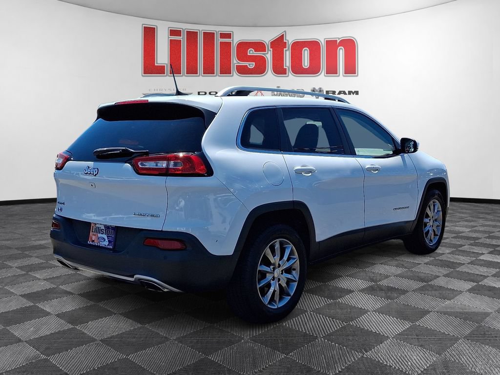 Used 2018 Jeep Cherokee Limited AWD/4WD image 4