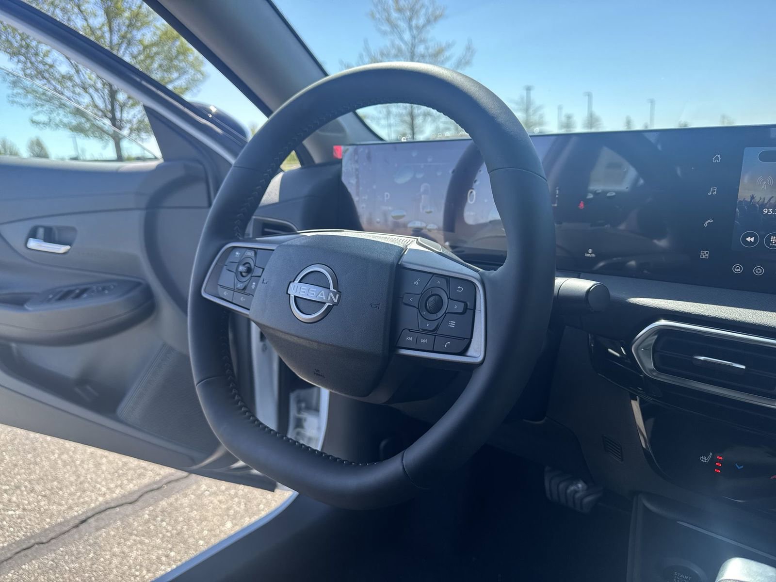 New 2026 Nissan Sentra SV w/ SV Convenience Package FWD image 21
