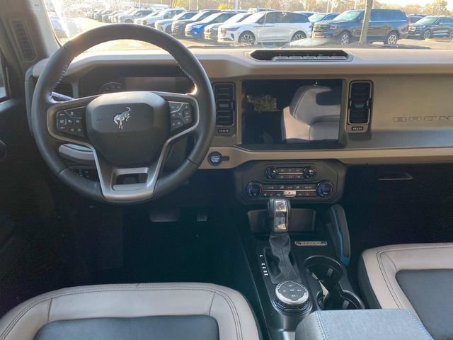 Used 2024 Ford Bronco Wildtrak image 8