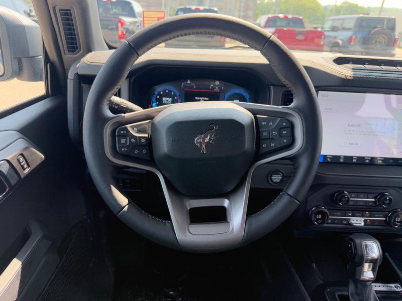 New 2025 Ford Bronco Badlands image 13