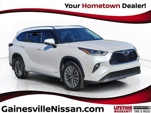 Used 2025 Toyota Highlander Limited