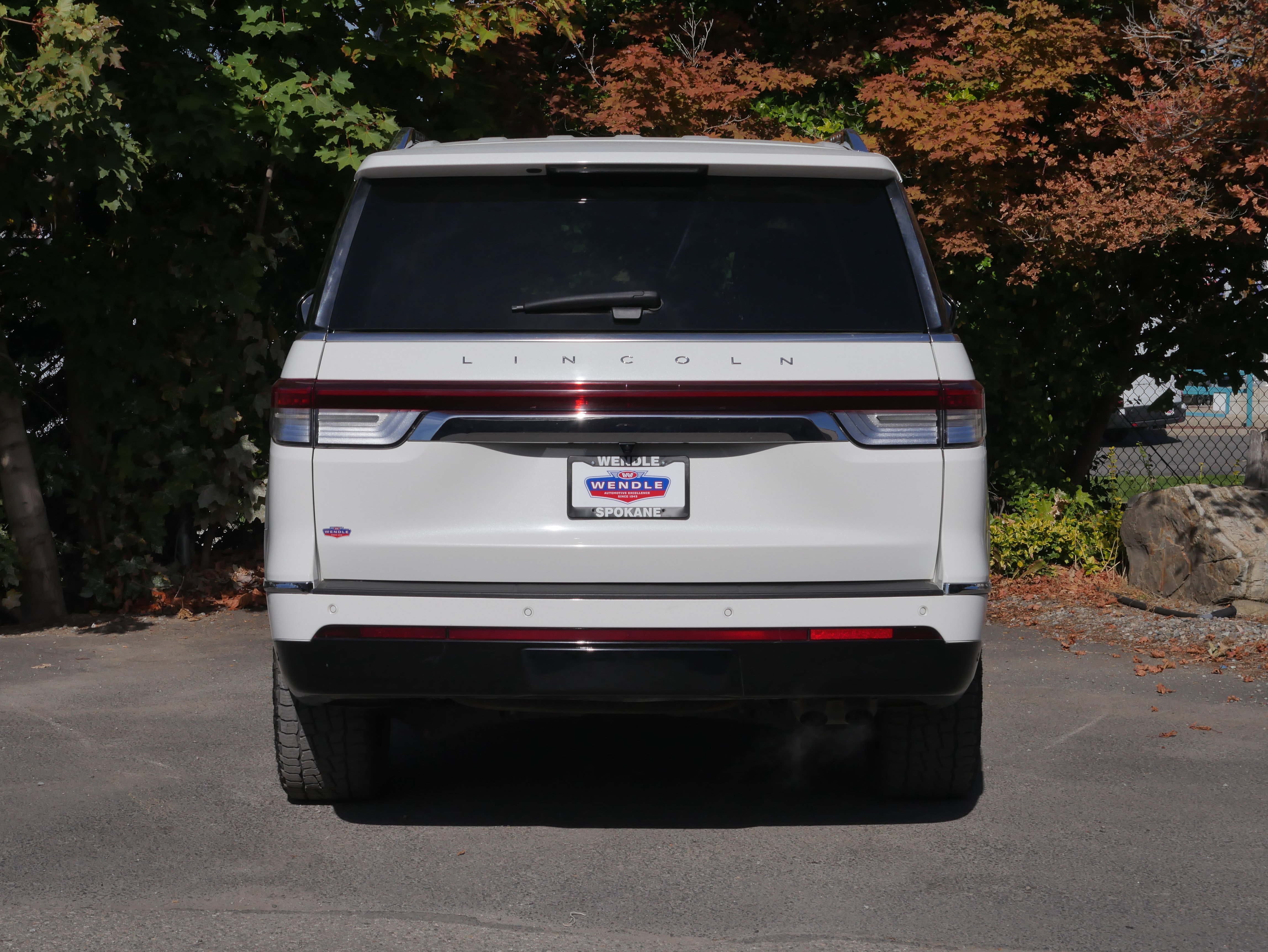 Used 2023 Lincoln Navigator Reserve w/ Equipment Group 201A AWD/4WD image 23