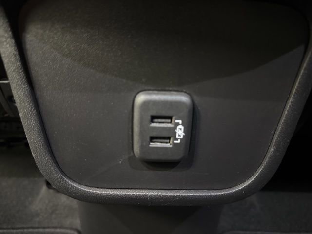 Used 2021 Chevrolet Equinox LS w/ LS Convenience Package image 24