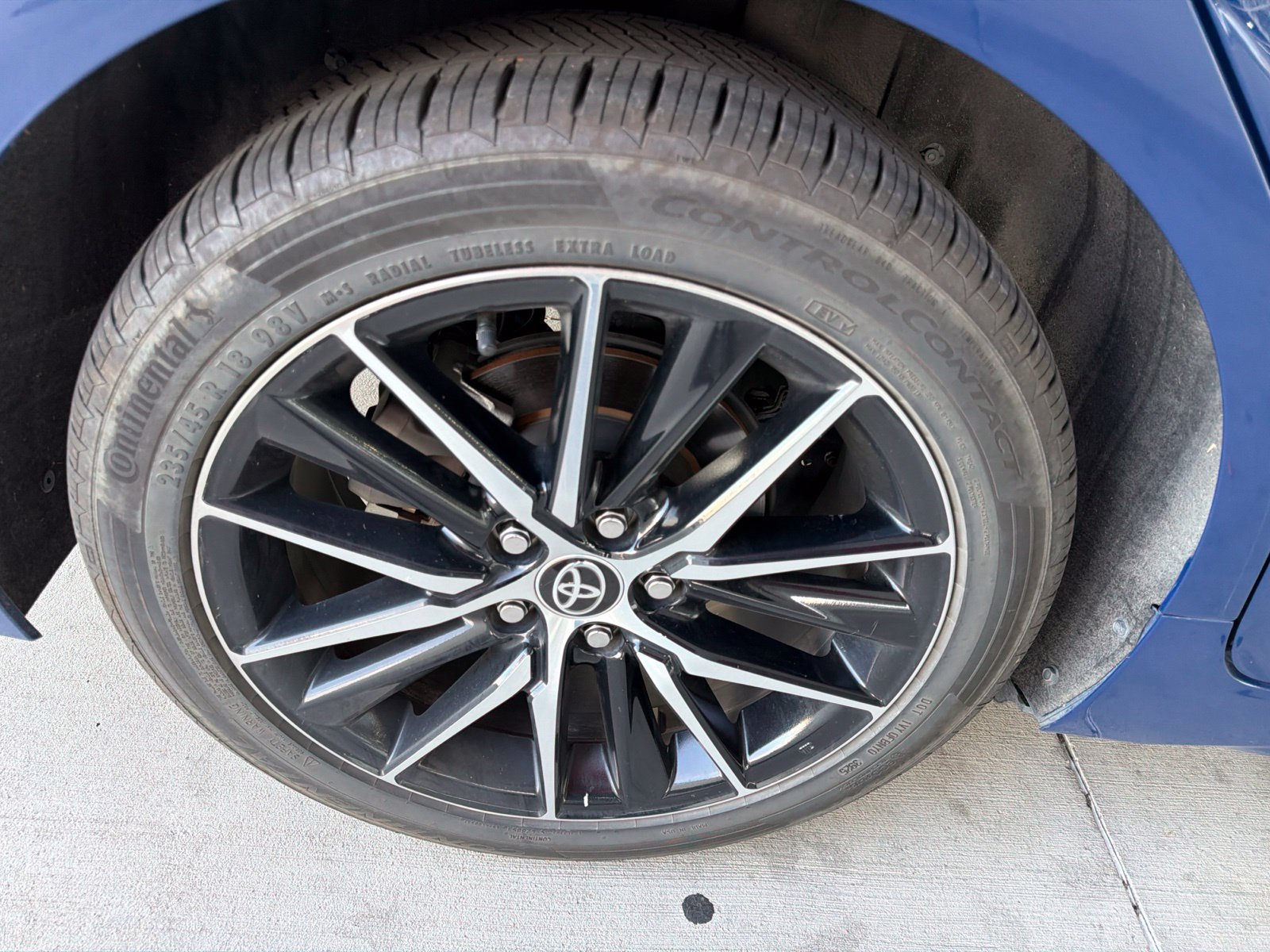 Used 2024 Toyota Camry SE FWD image 10