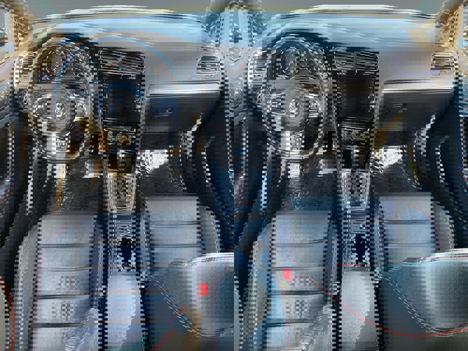 Used 2021 Volkswagen GTI Autobahn image 10