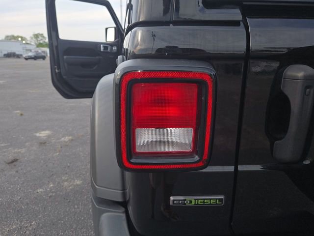 Used 2022 Jeep Wrangler Unlimited Sport w/ Sun And Sound Package AWD/4WD image 30