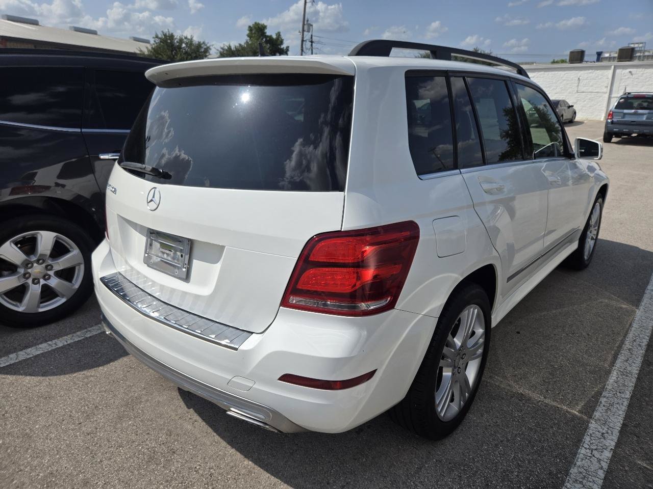 Used 2014 Mercedes-Benz GLK 350 2WD image 3