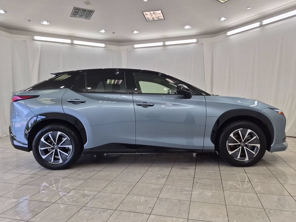 Certified 2024 Lexus RZ 450e Premium w/ Technology Package AWD/4WD image 11