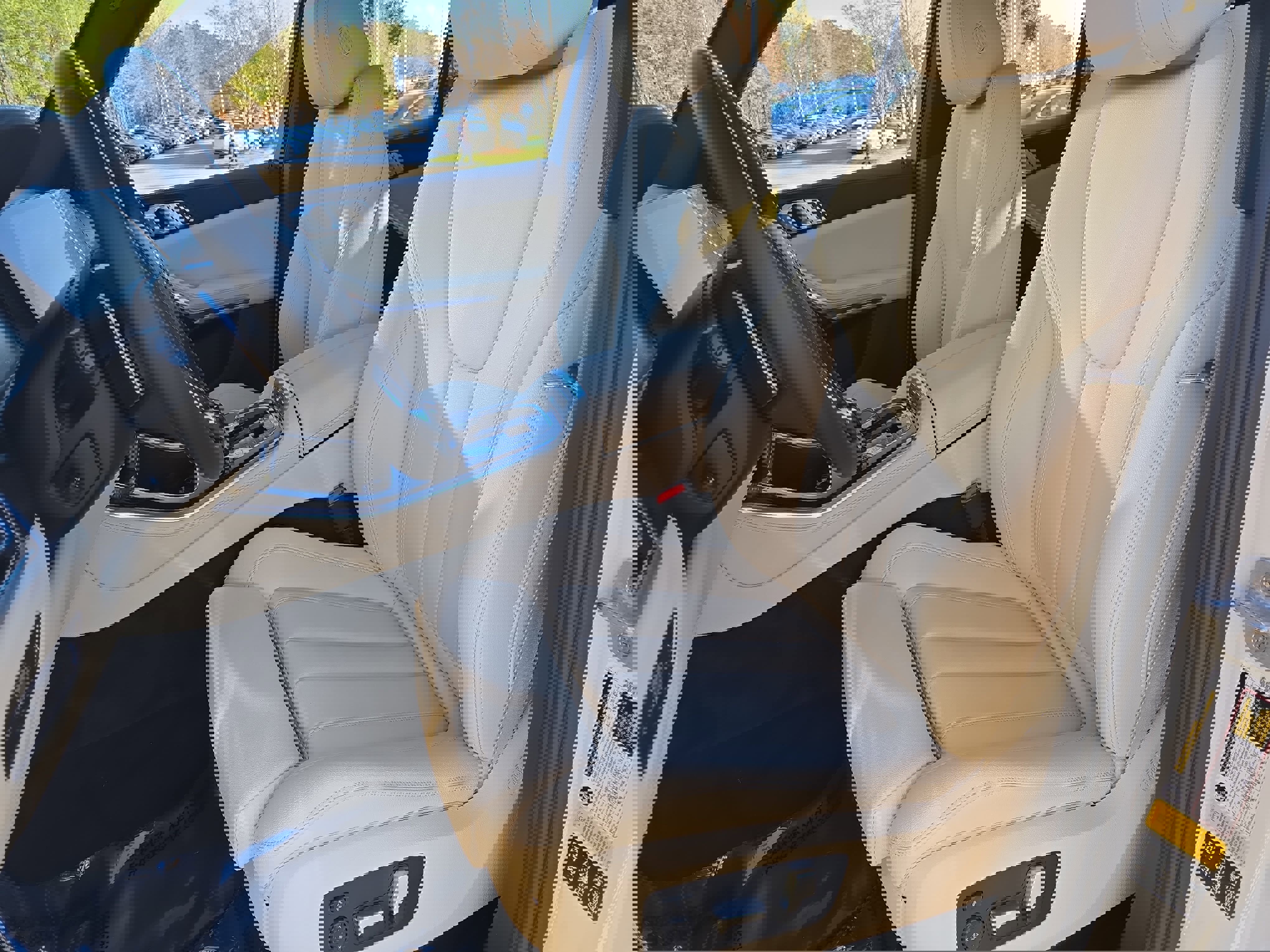 Used 2020 BMW X5 xDrive40i w/ Premium Package image 16