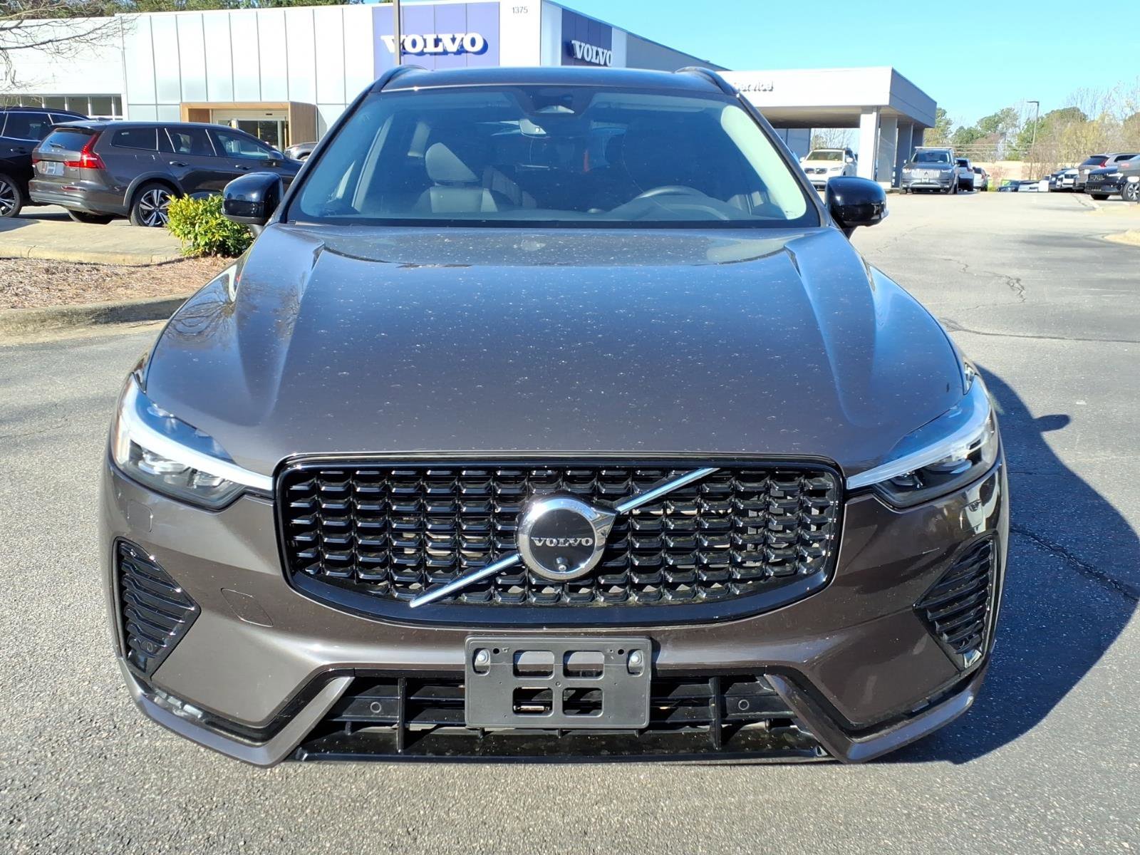 Certified 2025 Volvo XC60 B5 Plus AWD/4WD image 10