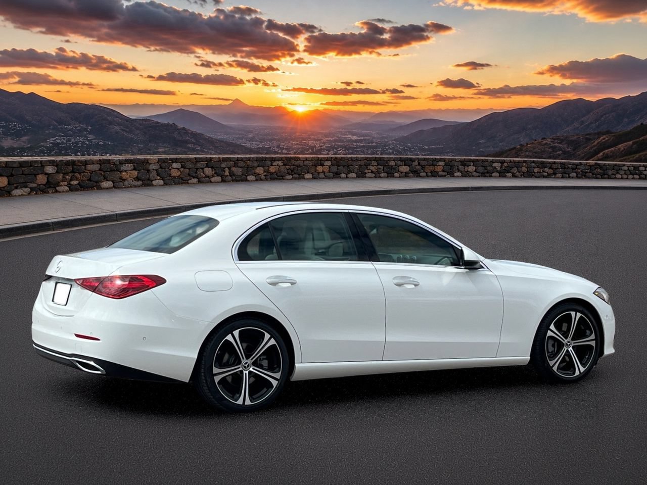 Used 2025 Mercedes-Benz C 300 Sedan image 5