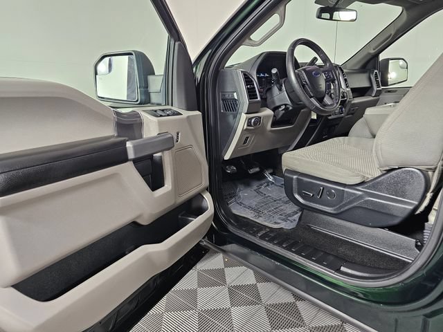 Used 2015 Ford F150 XLT w/ Equipment Group 302A Luxury AWD/4WD image 21