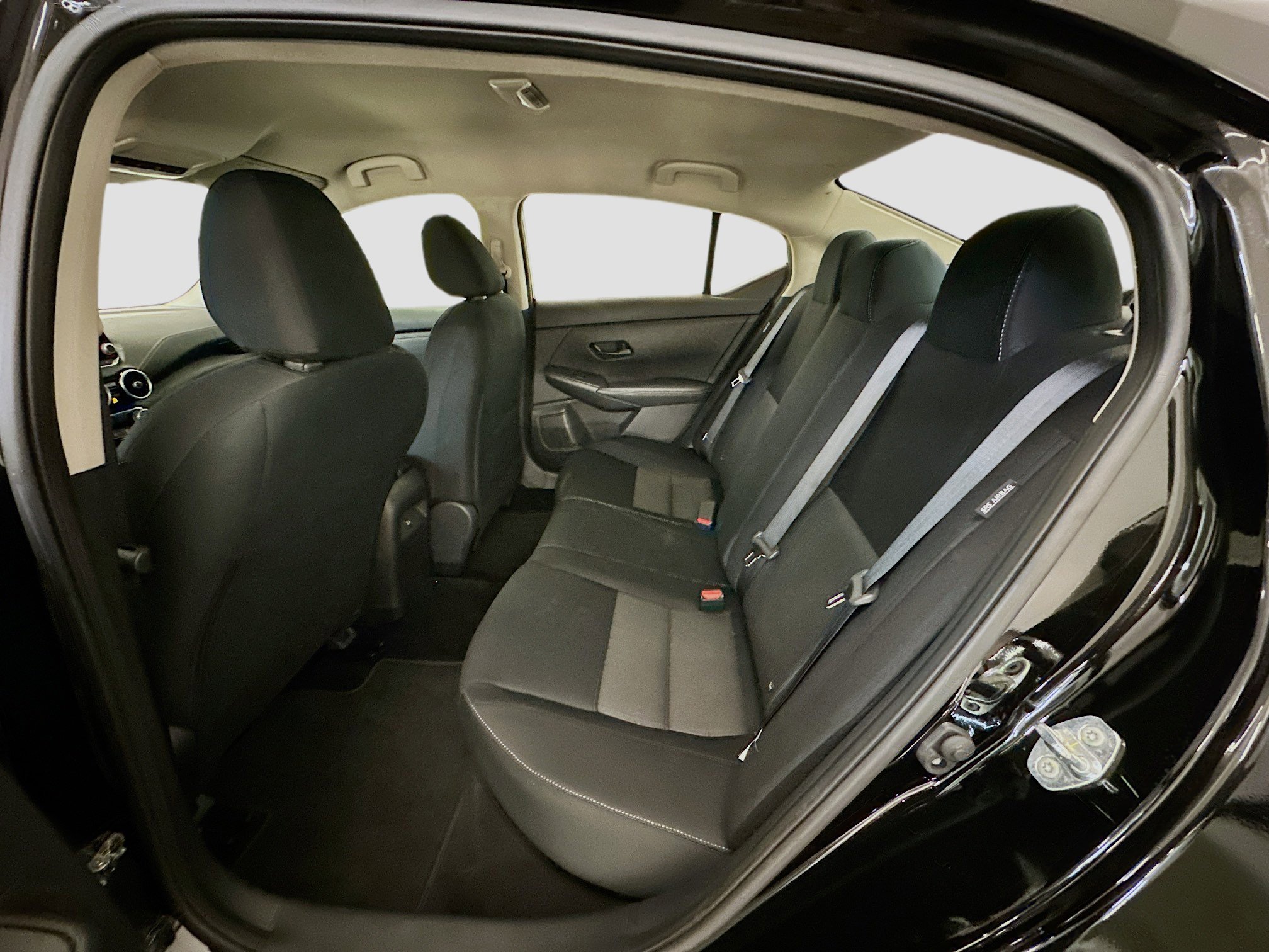 Used 2024 Nissan Sentra SV image 28