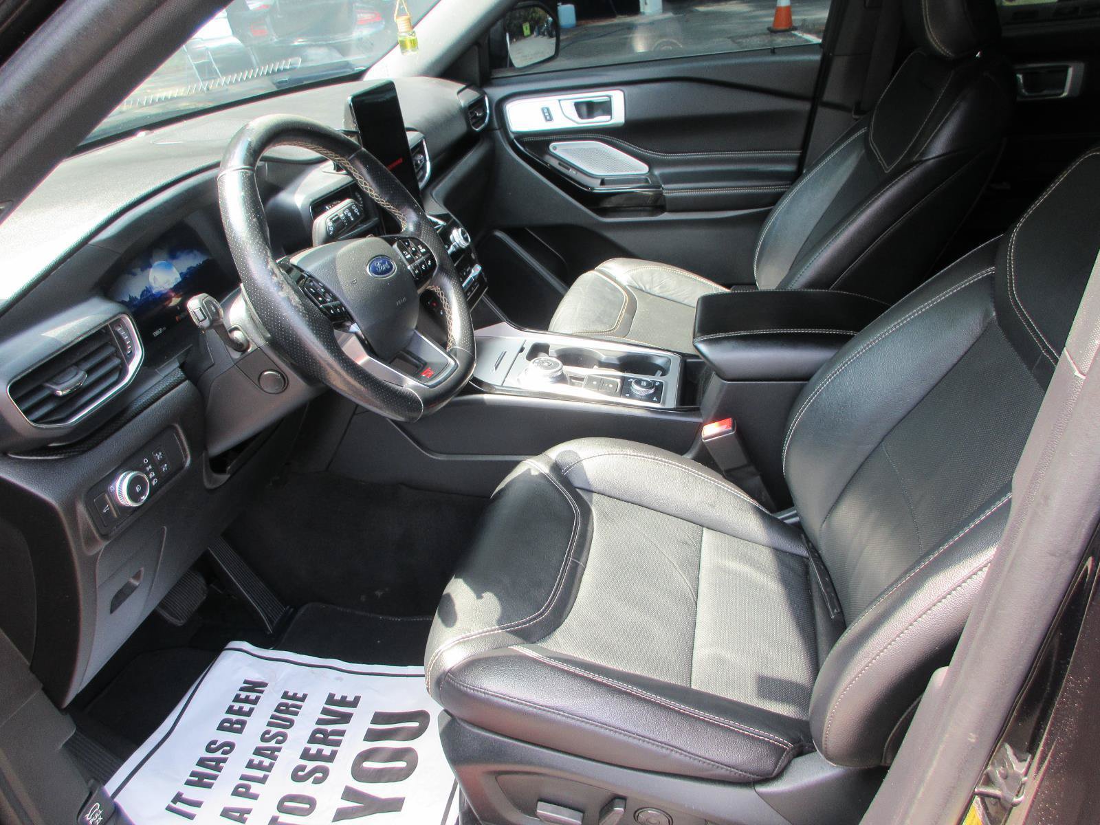 Used 2022 Ford Explorer ST w/ Equipment Group 401A AWD/4WD image 10