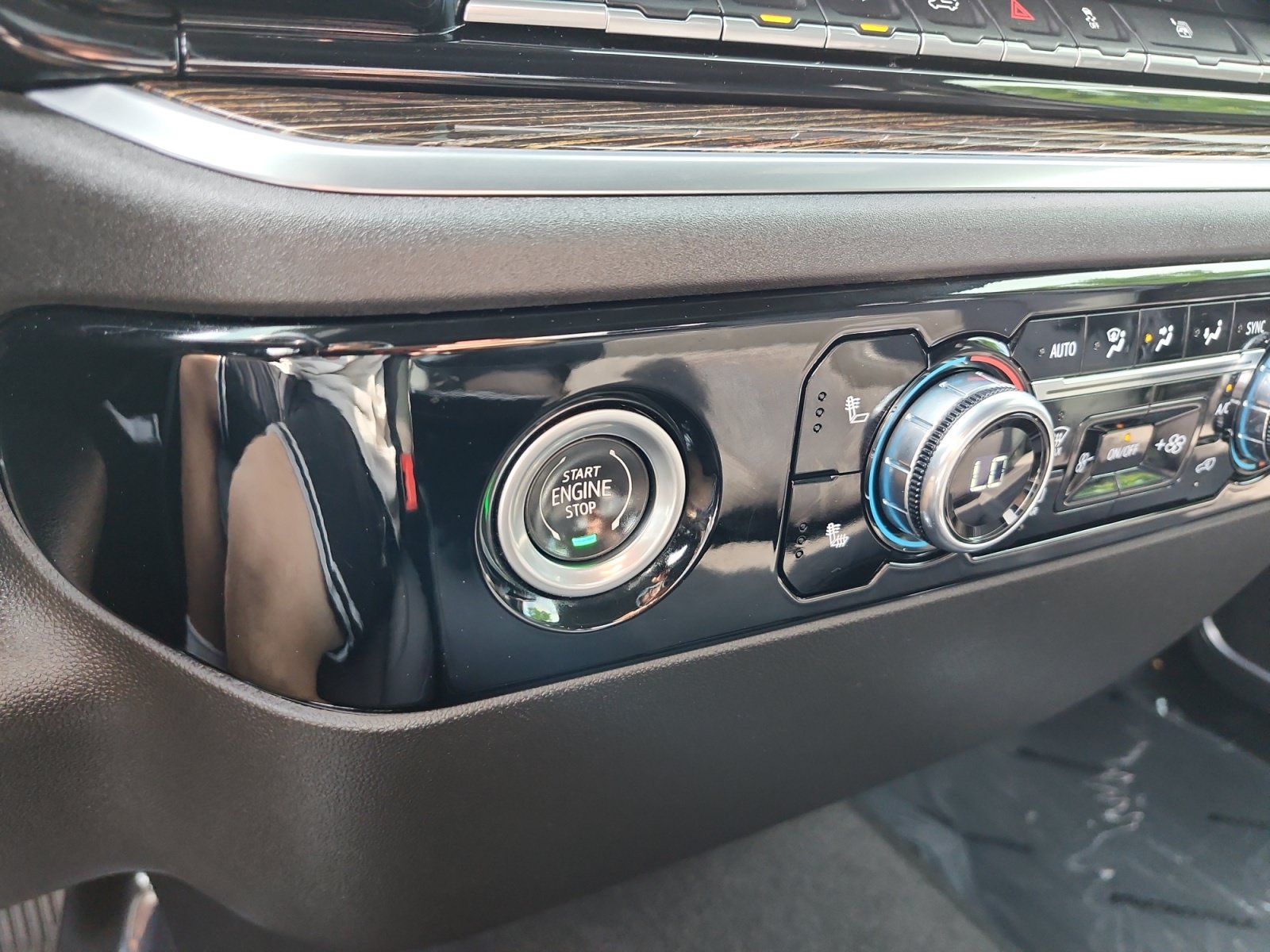Used 2022 GMC Sierra 1500 Elevation AWD/4WD image 21