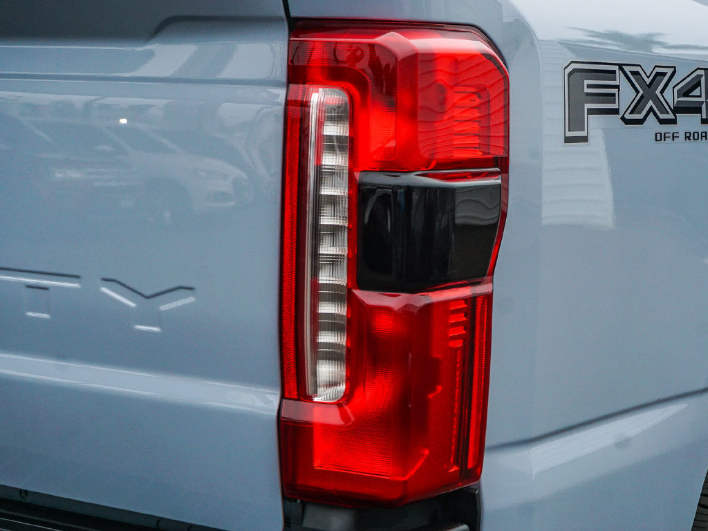Used 2024 Ford F350 Lariat w/ Black Appearance Package AWD/4WD image 8