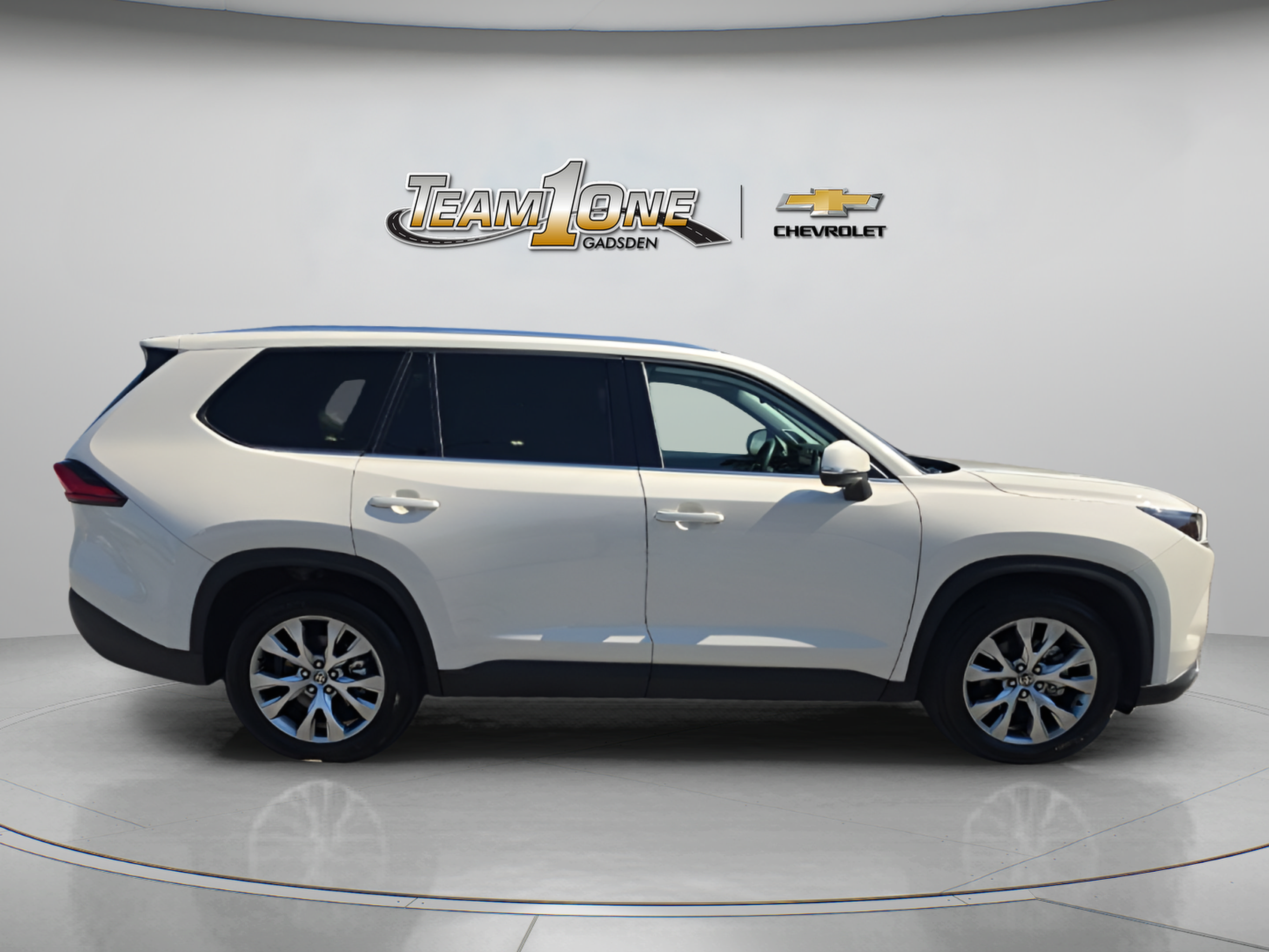 Used 2024 Toyota Grand Highlander AWD Hybrid image 10