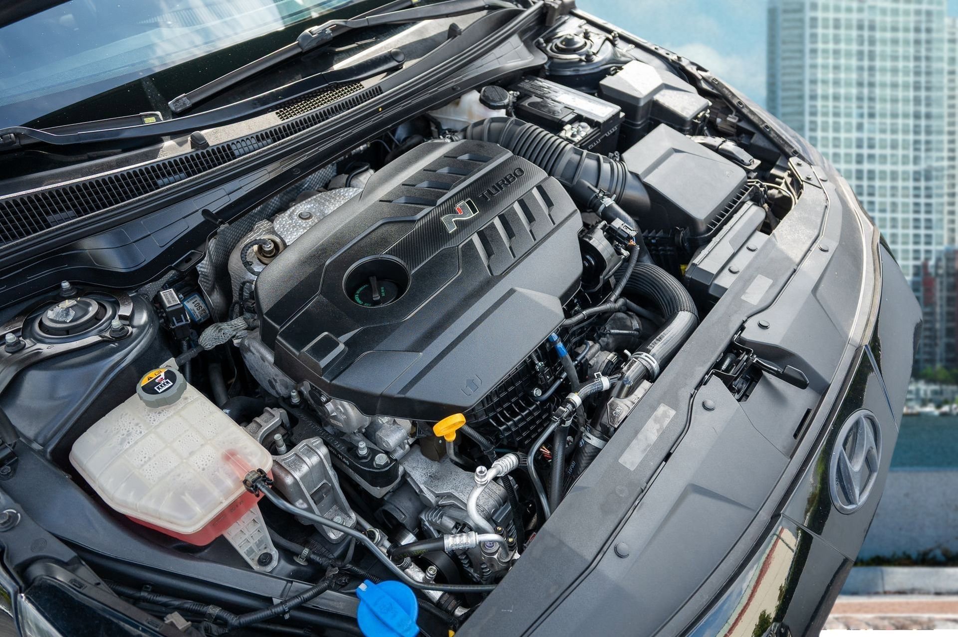 Used 2022 Hyundai Elantra N image 33