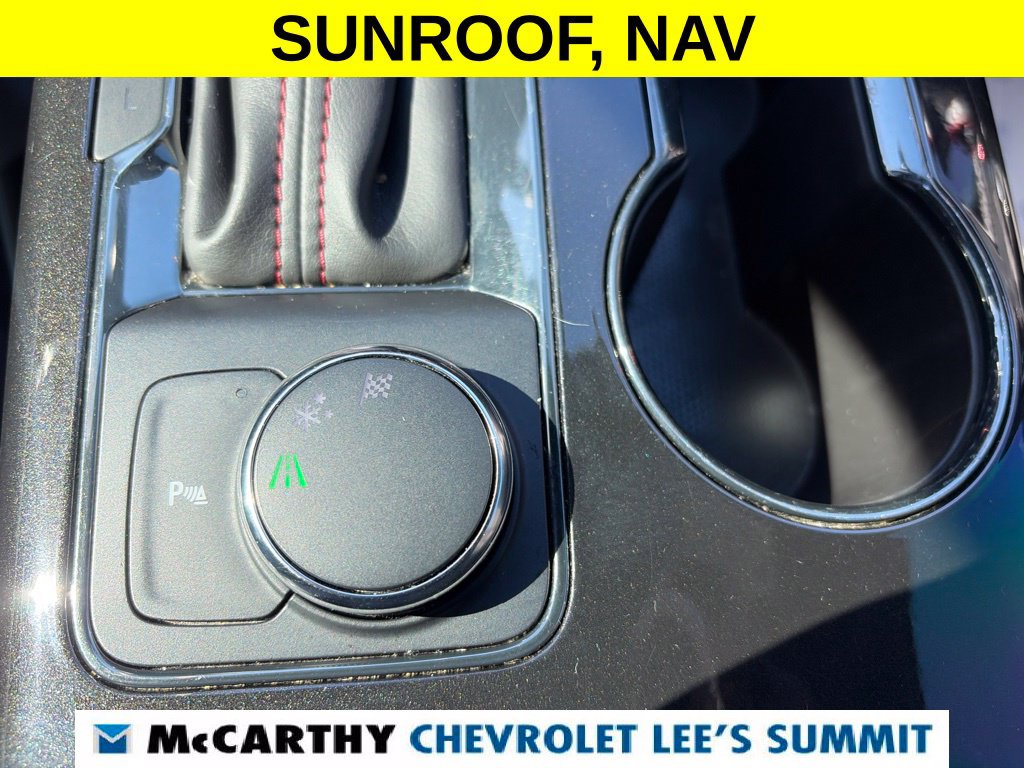 Used 2019 Chevrolet Blazer RS w/ Sun and Wheels Package FWD image 11