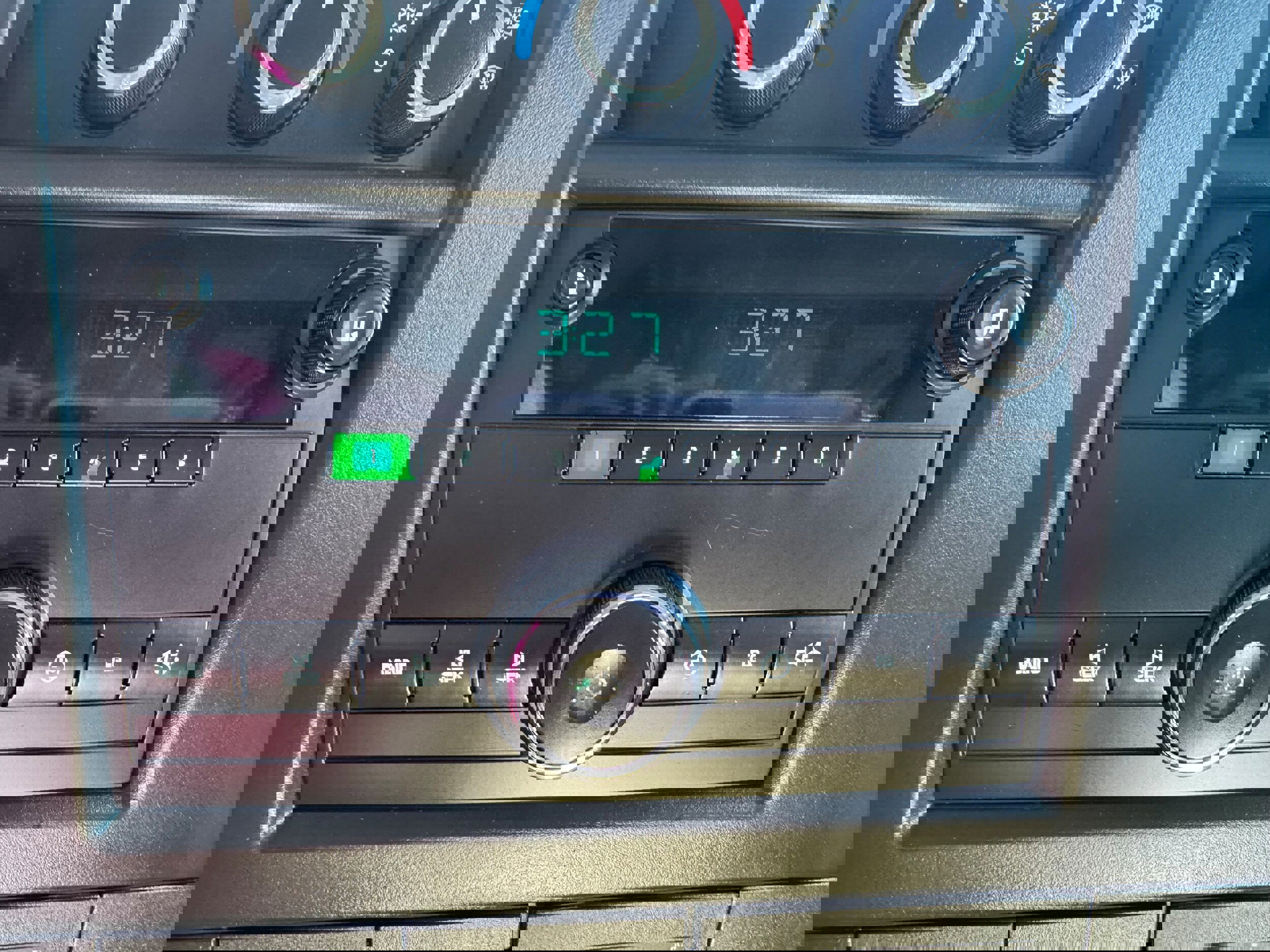 Used 2012 Chevrolet Express 3500 image 15