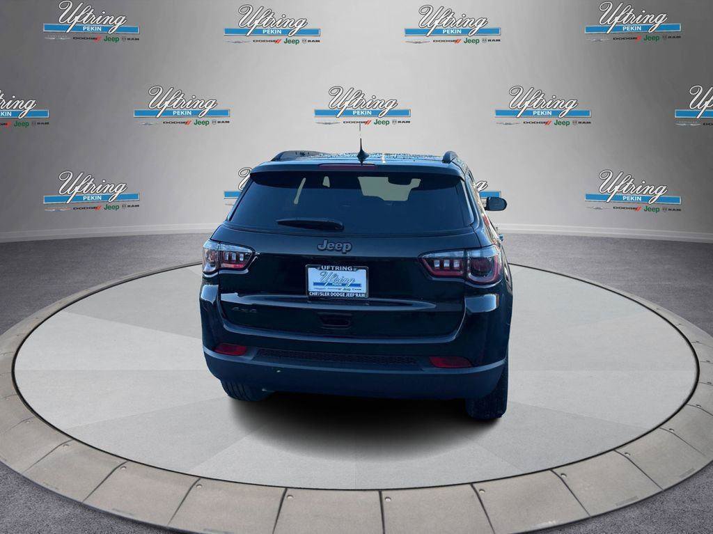 New 2026 Jeep Compass Latitude AWD/4WD image 4